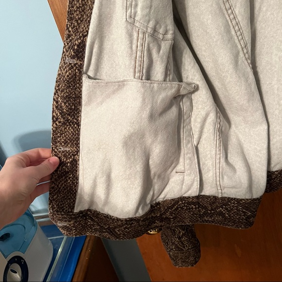 Vintage Chaps denim jean jacket with snake print - Picture 10 of 12